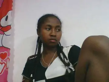 Marinah1a  live sex cam