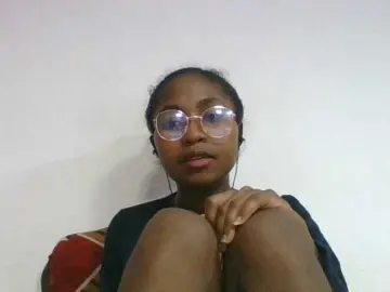 Marinah1a  live sex cam