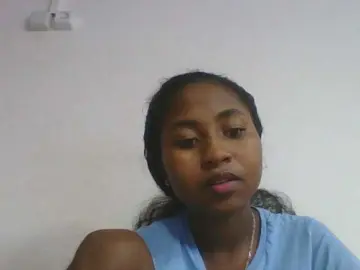Marinah1a  live sex cam