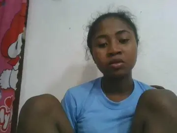 Marinah1a  live sex cam