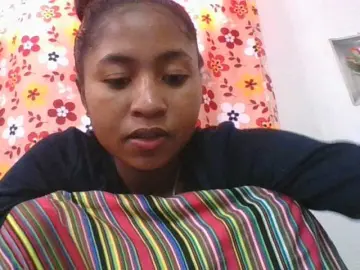 Marinah1a  live sex cam