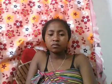Marinah1a  live sex cam