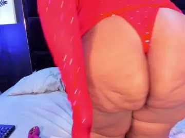 MiaCurly  live sex cam