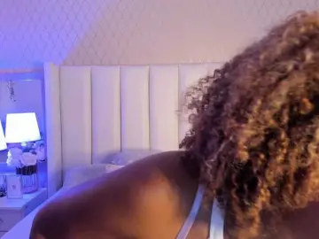 MiaCurly  live sex cam