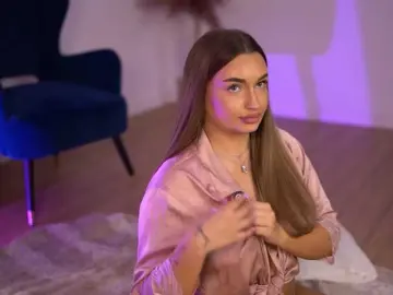 MillaSerene  live sex cam