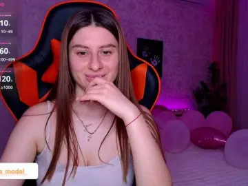 NikaMusic  live sex cam