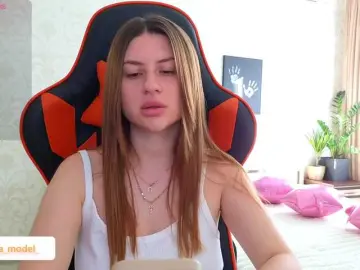 NikaMusic  live sex cam