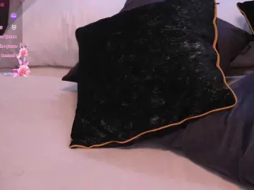 RosaAmour  live sex cam