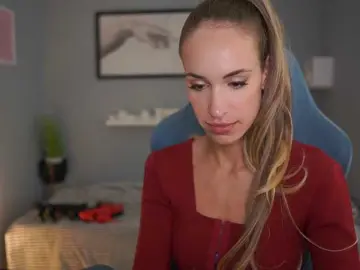 VerikovaOlga  live sex cam
