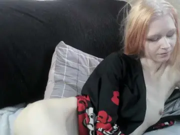 White-snow  live sex cam