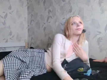 White-snow  live sex cam