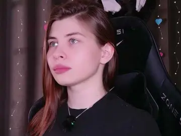 Callmetori  live sex cam