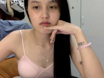 Alina-2k  live sex cam