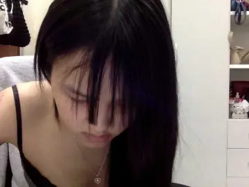 Alina-2k  live sex cam