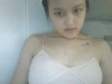 Alina-2k  live sex cam