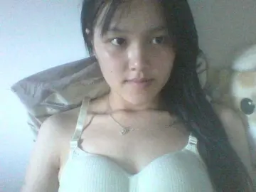 Alina-2k  live sex cam