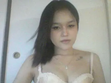 Alina-2k  live sex cam