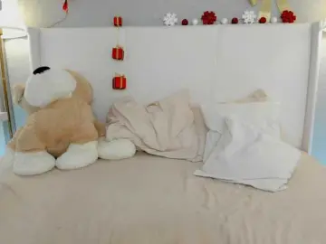 Bellaxdoll  live sex cam