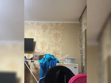 DirtyLittleSecret  live sex cam