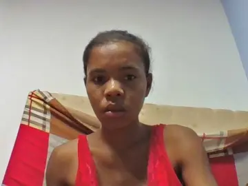 Emelie1a  live sex cam