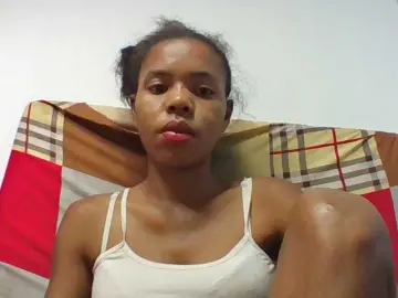 Emelie1a  live sex cam
