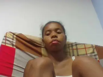 Emelie1a  live sex cam