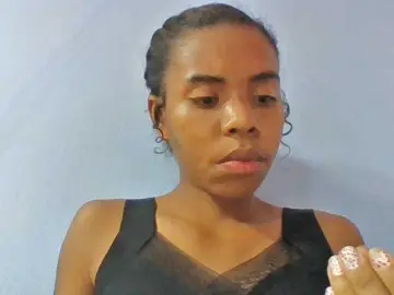 Emelie1a  live sex cam
