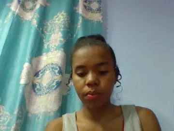 Emelie1a  live sex cam