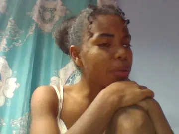 Emelie1a  live sex cam