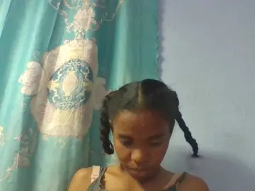 Emelie1a  live sex cam