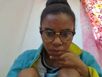 Emelie1a  live sex cam