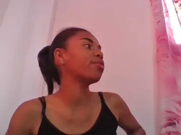 Emelie1a  live sex cam