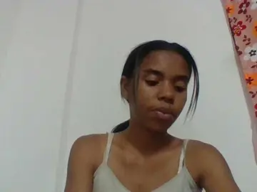 Emelie1a  live sex cam