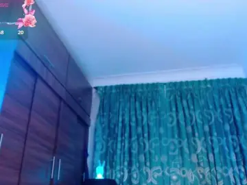 GatuSexx  live sex cam