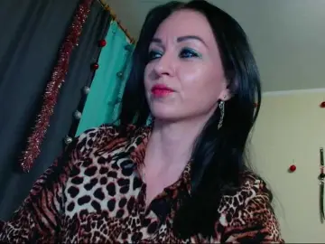 Monkey104  live sex cam