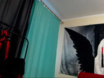 Monkey104  live sex cam