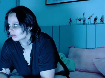 Red-RoxyFoxy  live sex cam