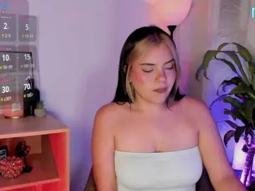 Val-kyrie  live sex cam