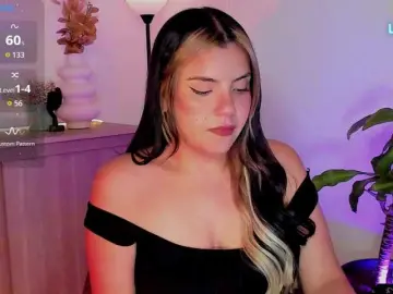 Val-kyrie  live sex cam