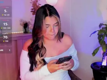 Val-kyrie  live sex cam