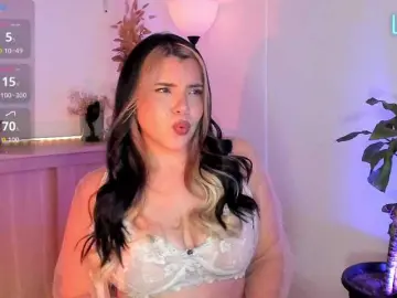 Val-kyrie  live sex cam