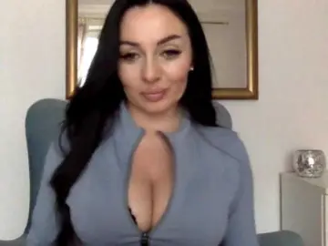 Sensuallstella  live sex cam