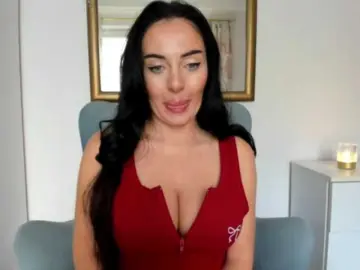 Sensuallstella  live sex cam