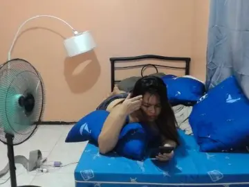 Sweetiepiee  live sex cam