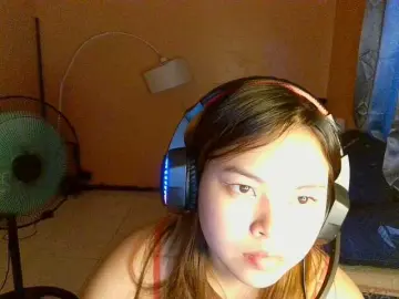 Sweetiepiee  live sex cam