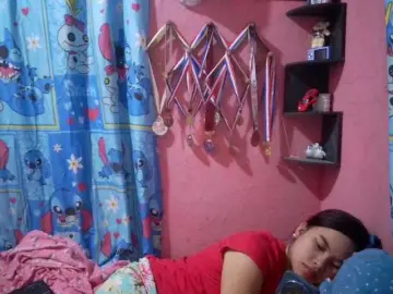 Sweetiepiee  live sex cam