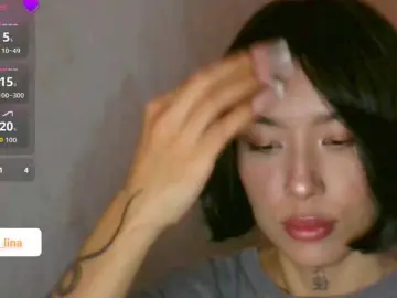 JulieTurner  live sex cam