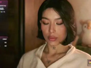 JulieTurner  live sex cam