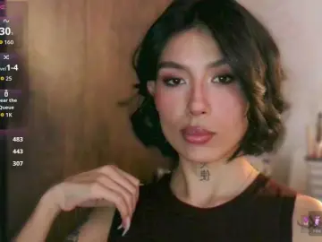 JulieTurner  live sex cam