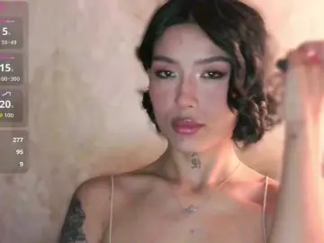 JulieTurner  live sex cam